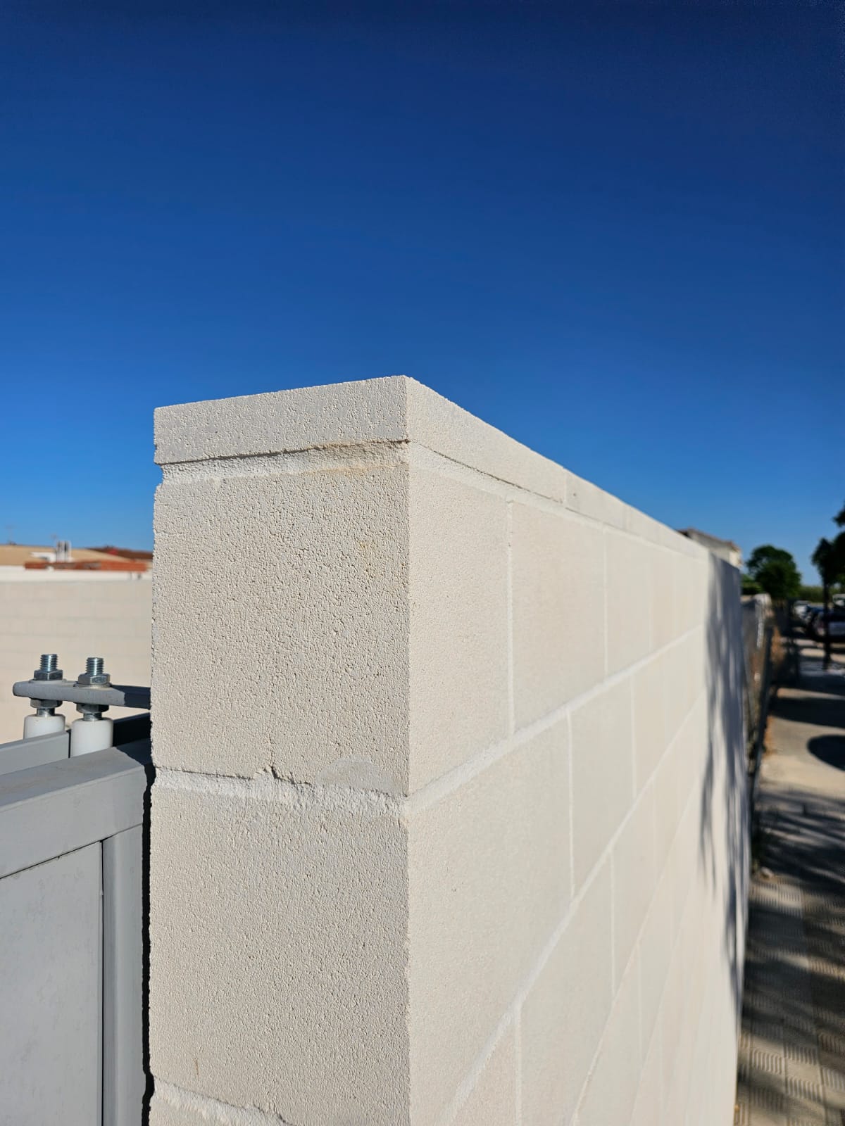 Plaqueta Ranurada 40x20x04 - Imagen 3